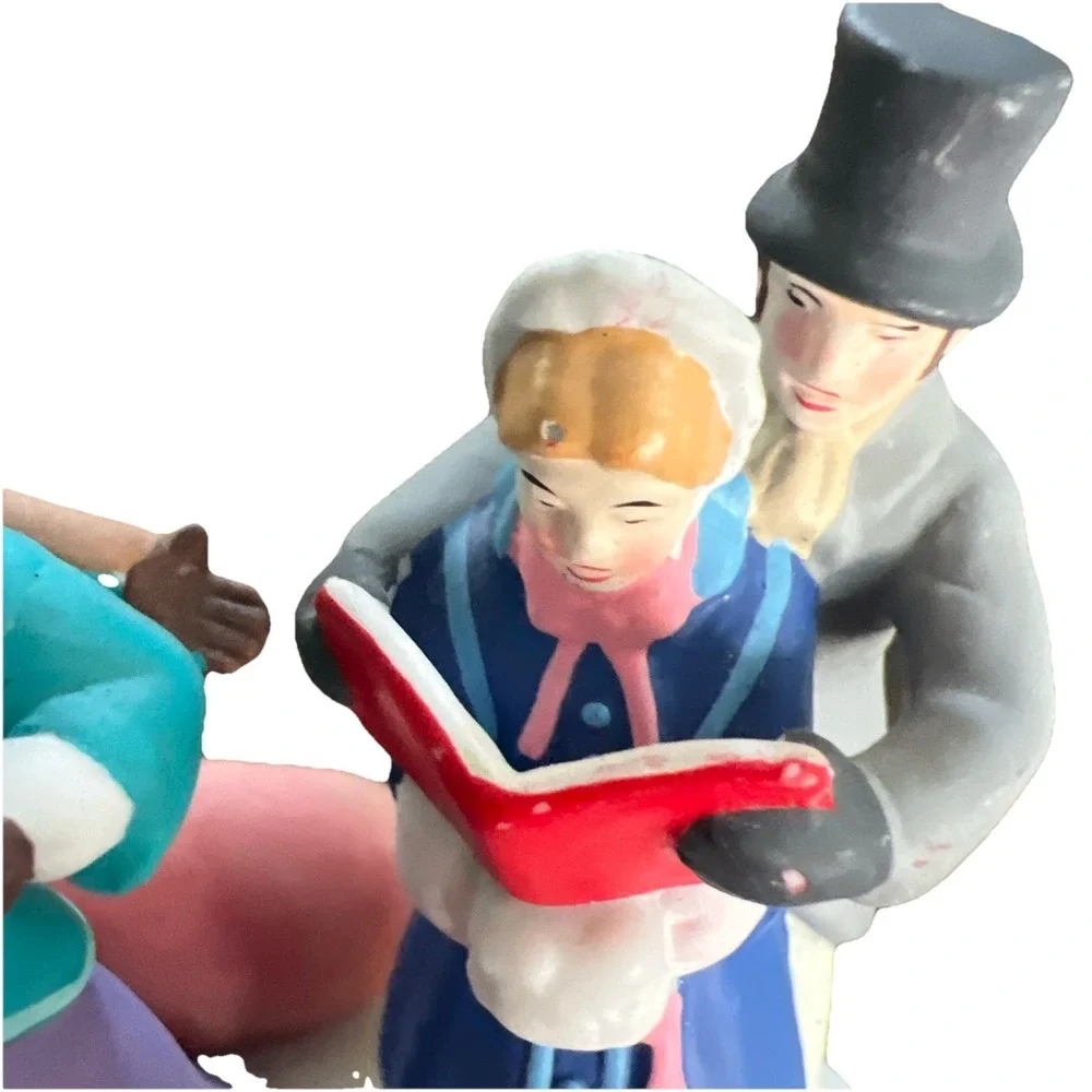 Department 56 Dickens Village Caroling By Lamp Light Christmas No Box Or Lamp